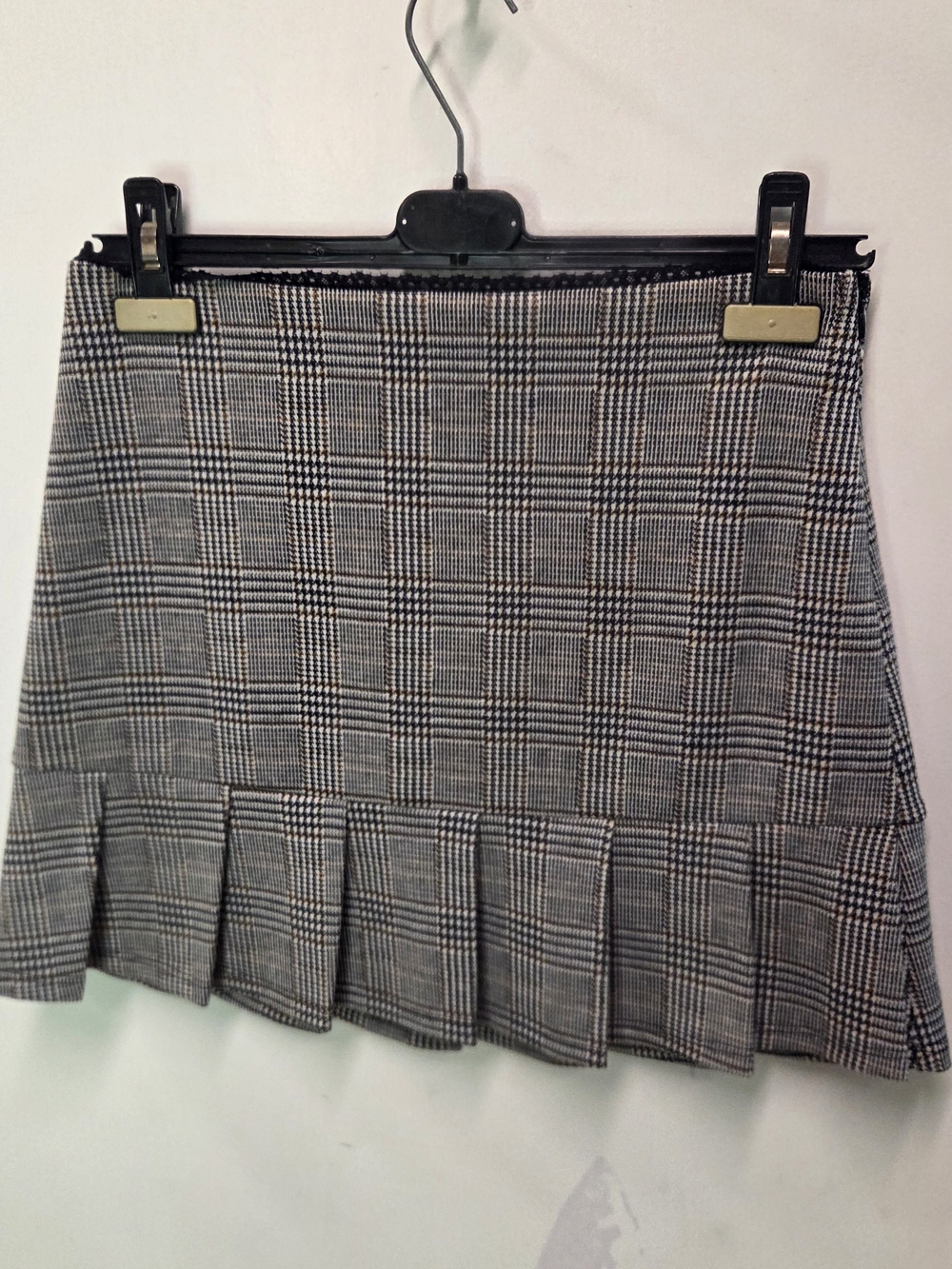 Kirious Los Angeles Plaid Pleated Mini Skirt Lined With Lace Trim Size M